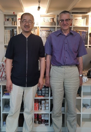 杨建明院长与simon bell教授合影.jpg